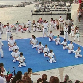 Α.Σ. Αστραπή Πατρών - Επίδειξη Tae Kwon Do στο θεατράκι