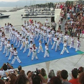 Α.Σ. Αστραπή Πατρών - Επίδειξη Tae Kwon Do στο θεατράκι