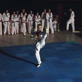 Α.Σ. Αστραπή Πατρών - Επίδειξη Tae Kwon Do στο θεατράκι