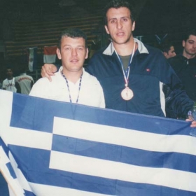 2002 - Καλιφόρνια Προπονητής Κώστας Αντωνακόπουλος - Μιχάλης Κοτσόπουλος Παγκόσμιος Πρωταθλητής